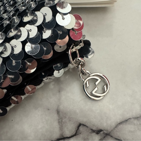 Gucci Silver Sequin Top Size XS/SM - Picture 2 of 5